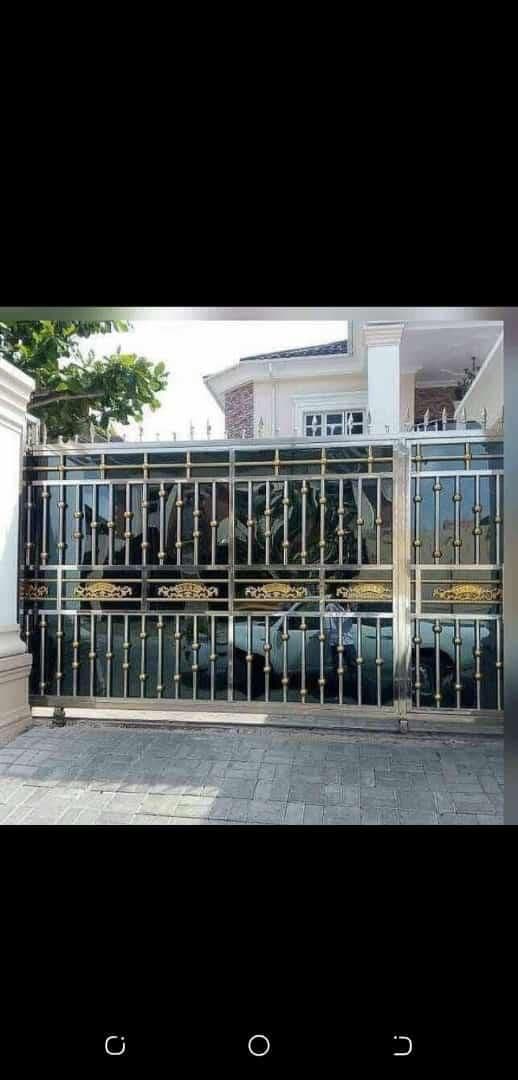 Stainless Gate