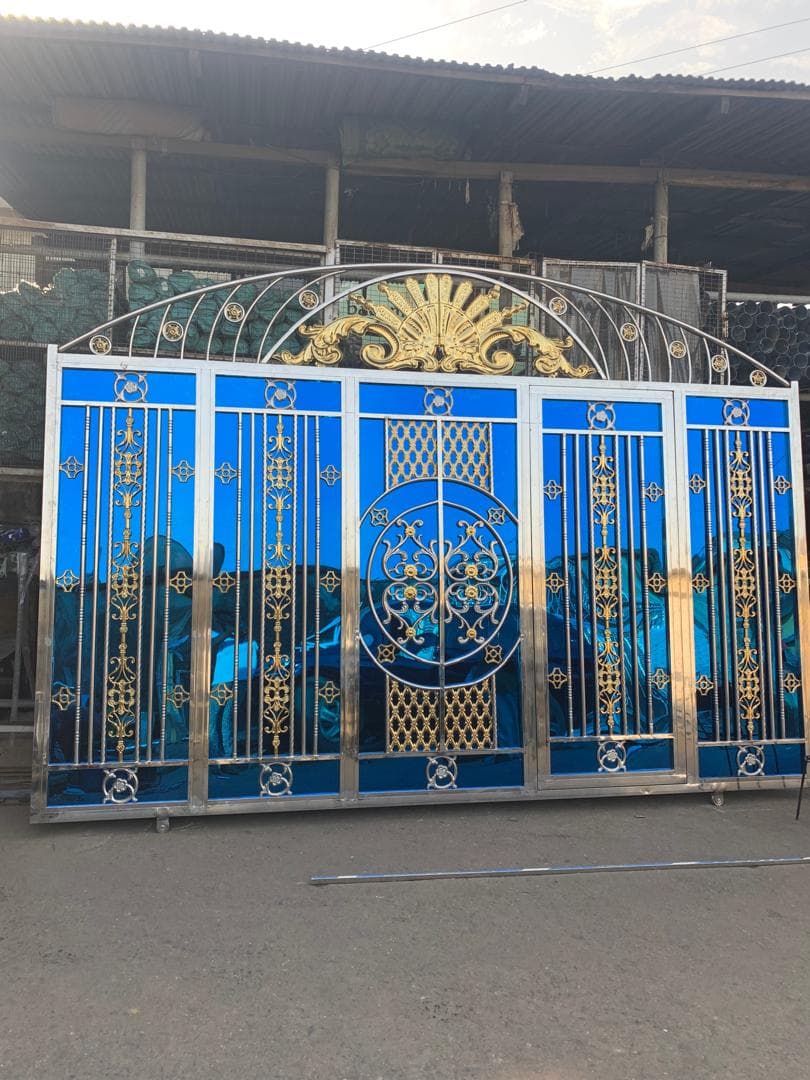 Stainless Gate (Black, Gold and Silver)